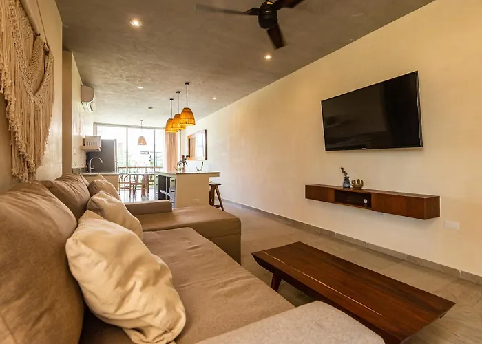 Aruna Apartment