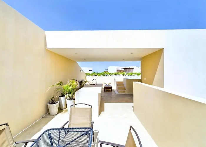 Aruna Tulum