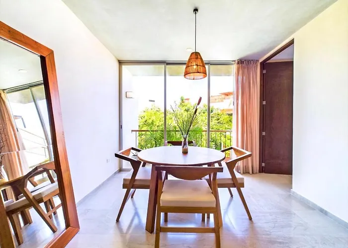 Aruna Tulum