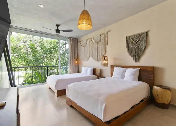 Aruna Apartment *