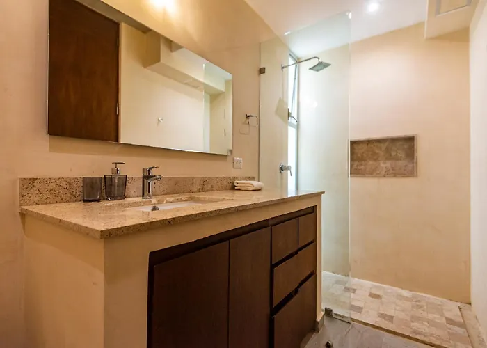 Aruna Apartment